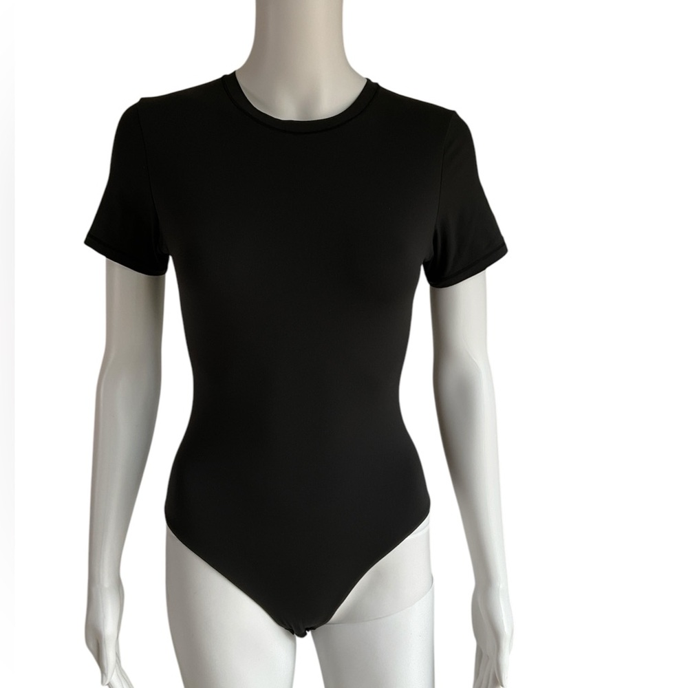 Skims Fits Everybody T-Shirt Bodysuit